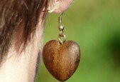 Making Jewelry Using Wood