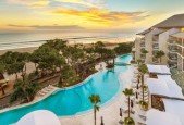 How To Stay at Hotels For Free with Influencer Marketing